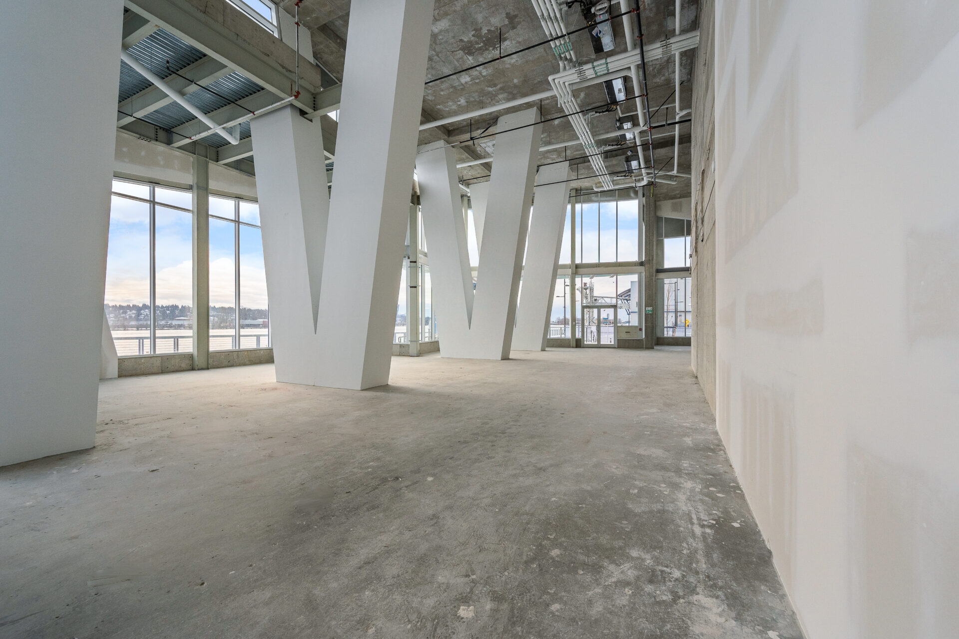 Pier West Restaurant Interior