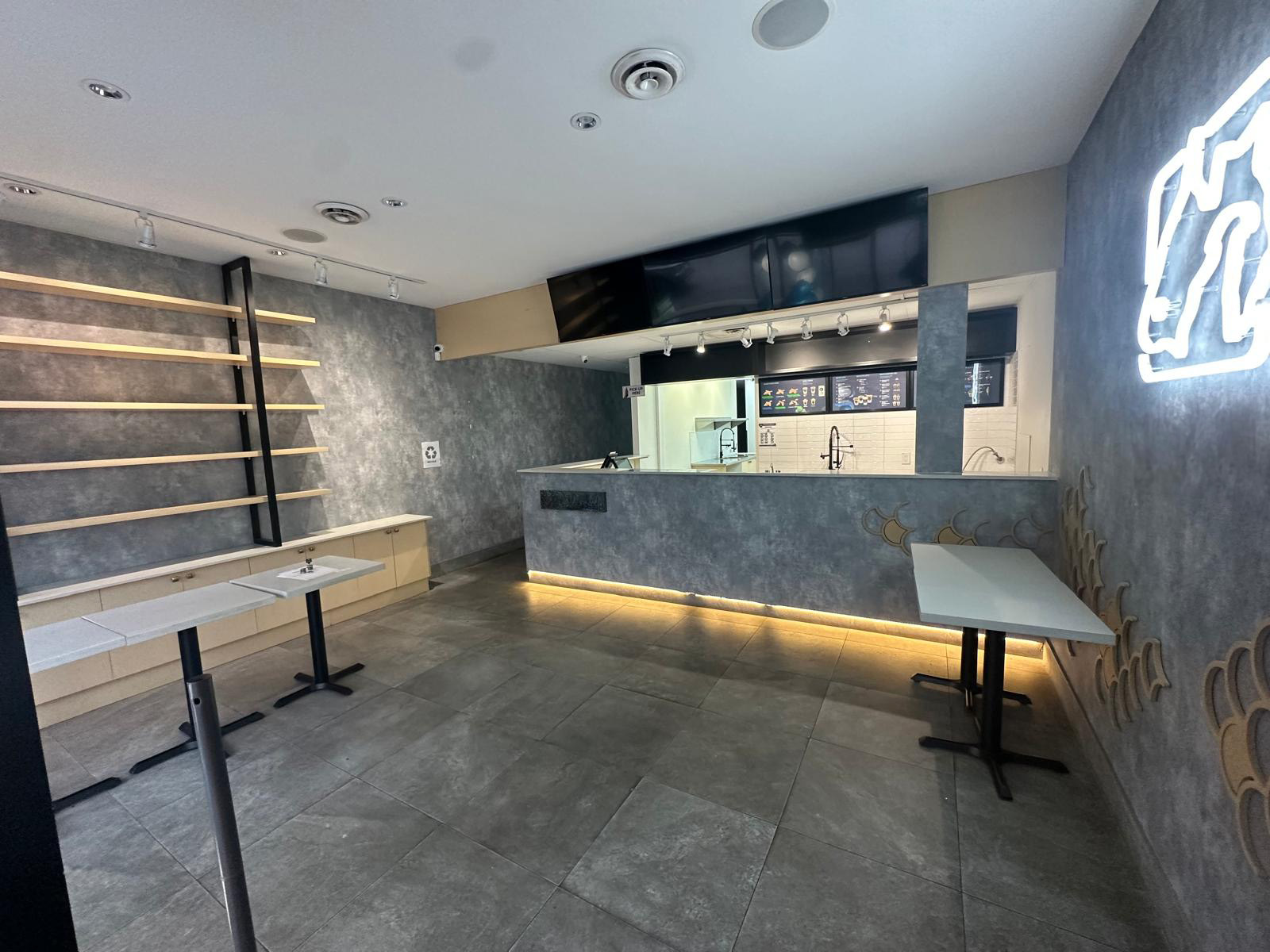 1725 Robson Street - Interior