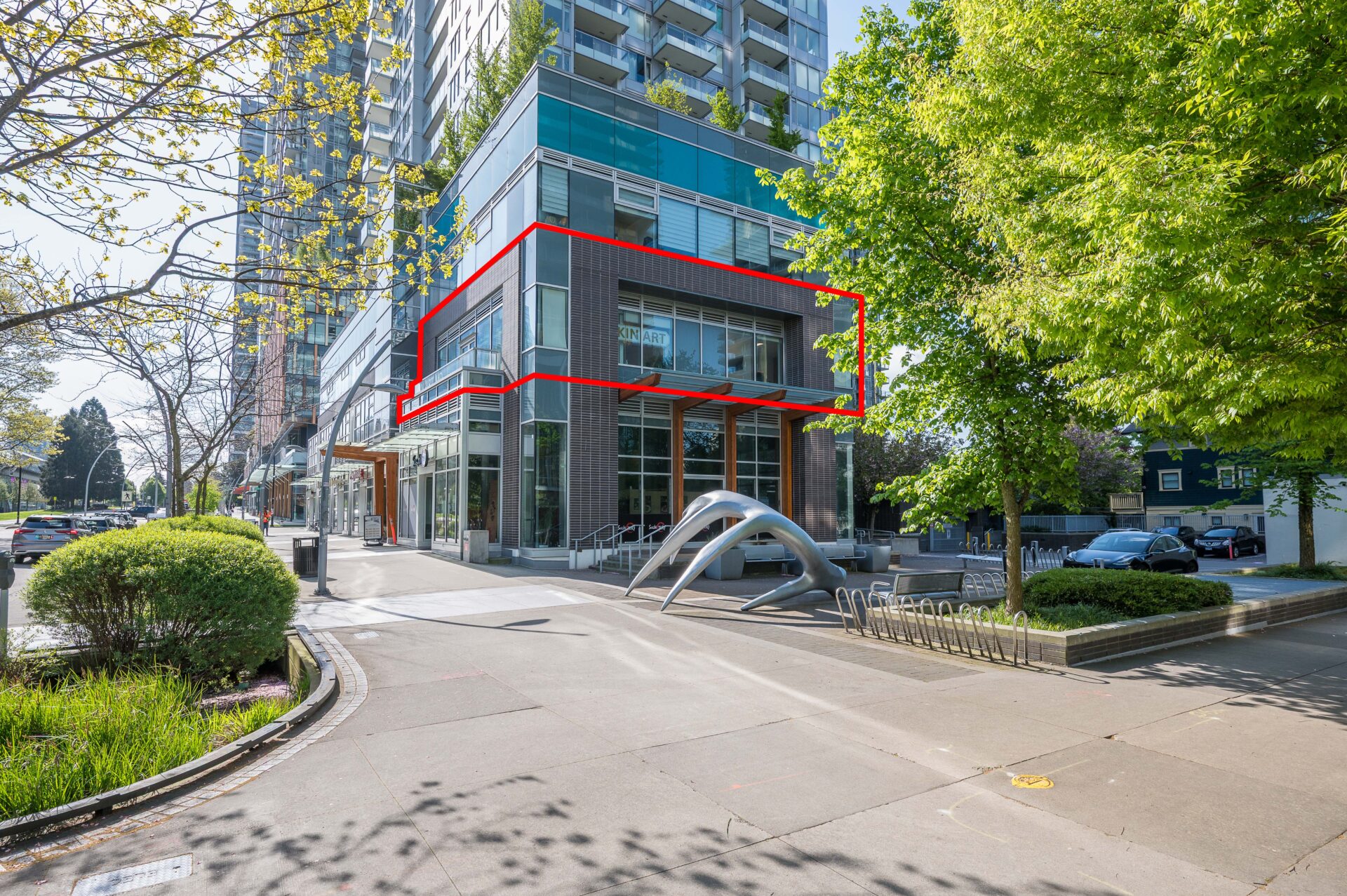 300-301 4388 Beresford Street